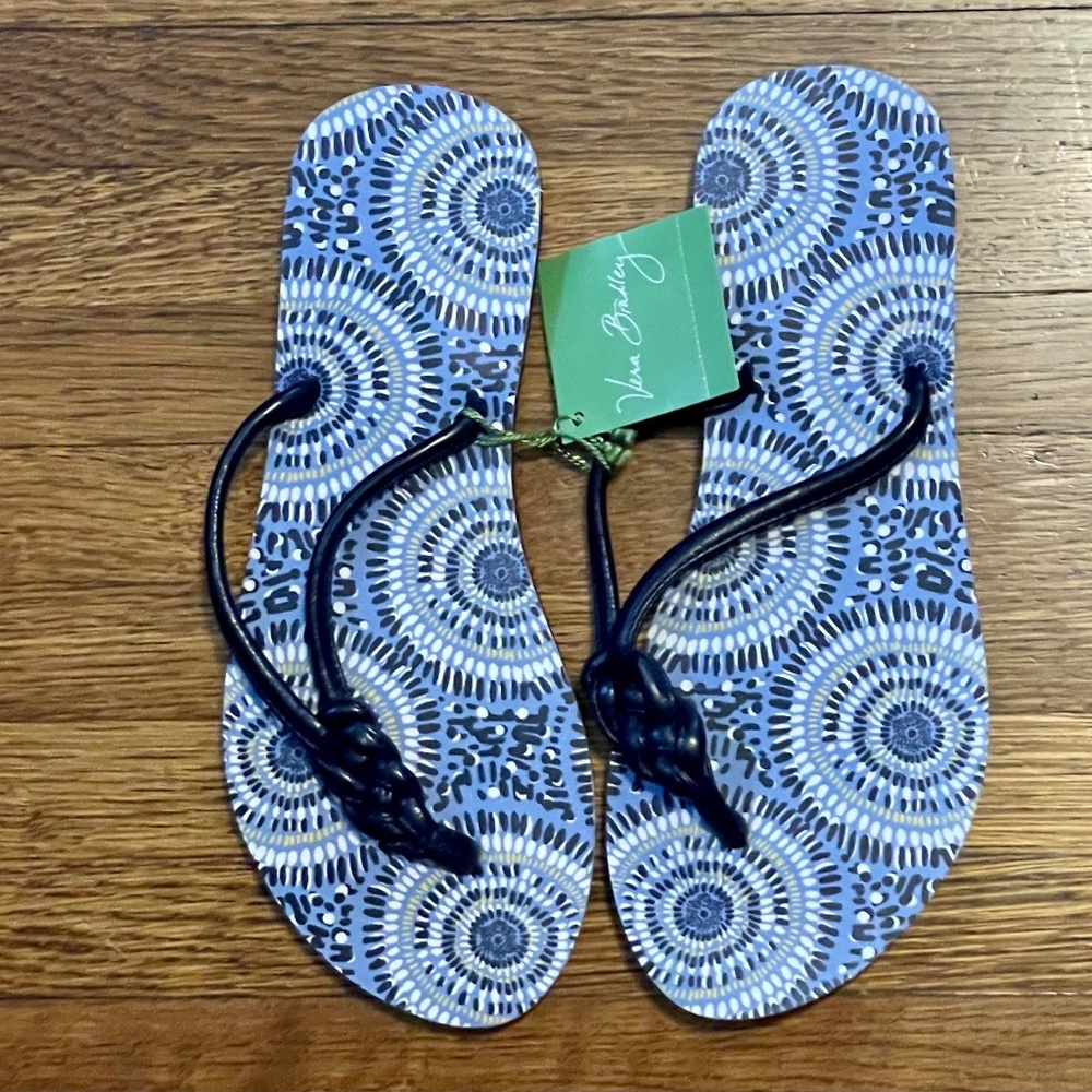 NWT VERA BRADLEY STARRY NIGHT BRAIDED FLIP FLOPS SIZE MEDIUM